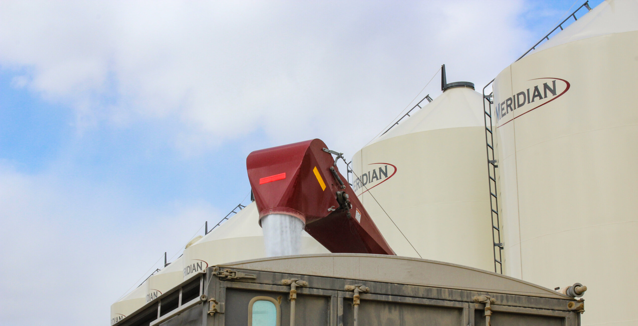 Marigian Manufacturing:Meridian Fertilizer Bins: Versatile Farm Storage